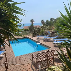  Hébergement de vacances Holiday Beach Lumia
